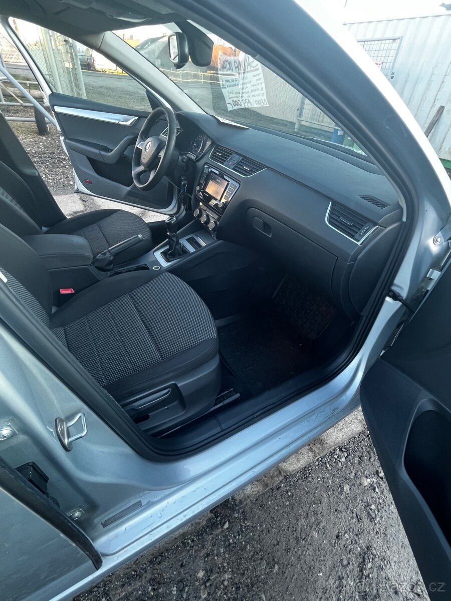 Škoda Octavia 3 1.6tdi 4x4 - 14