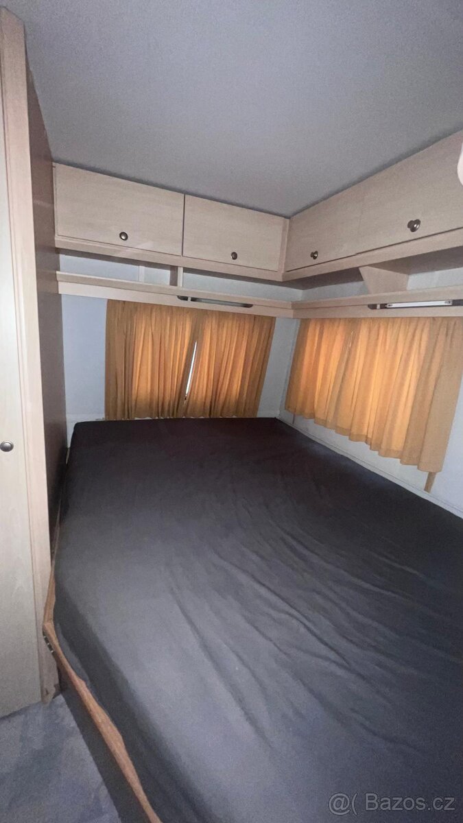 obytný karavan KIP star-line, Automat mover, nová STK - 14