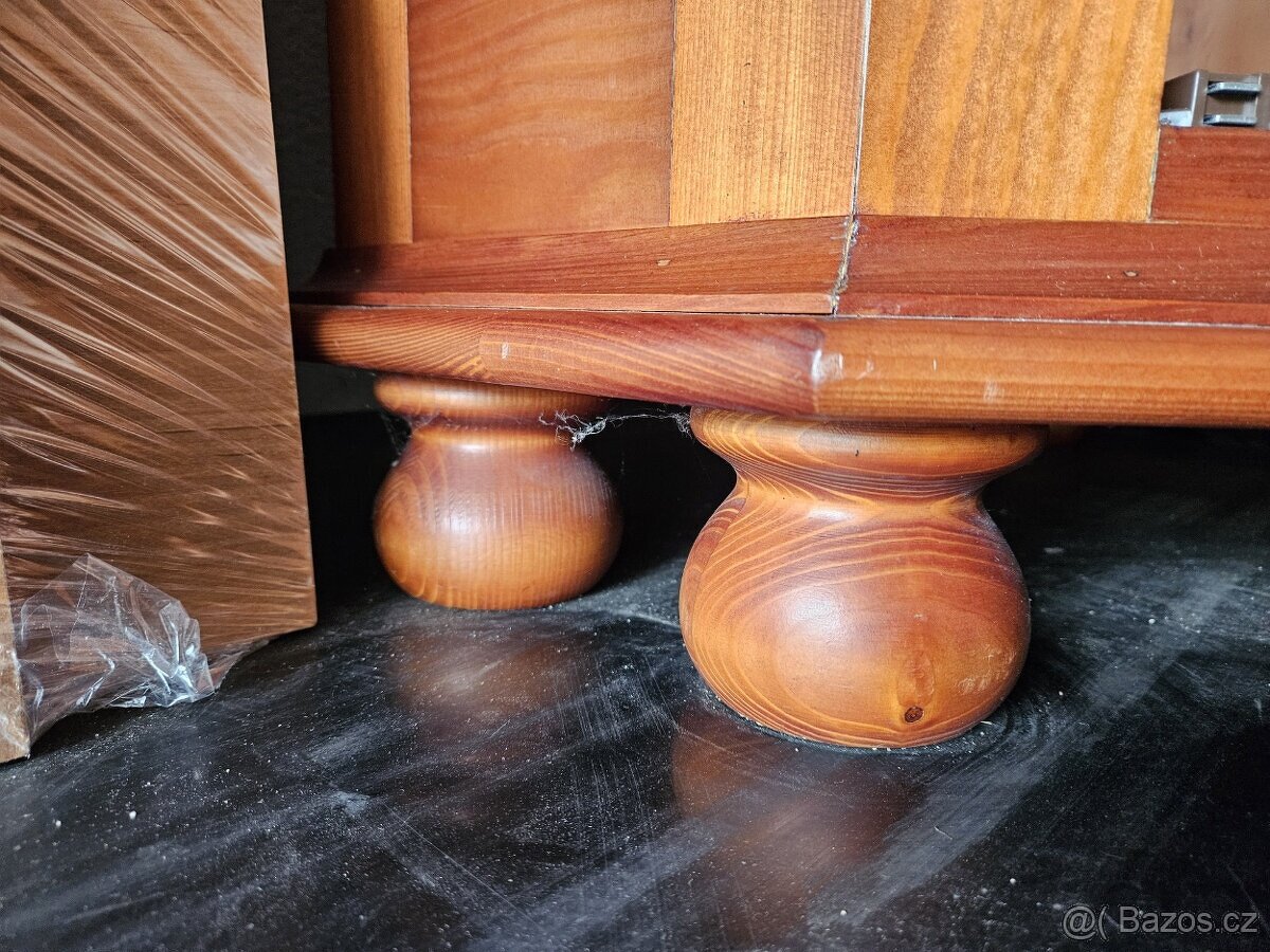 Komoda + rohová vitrína - masiv - Třebíčsko - 14