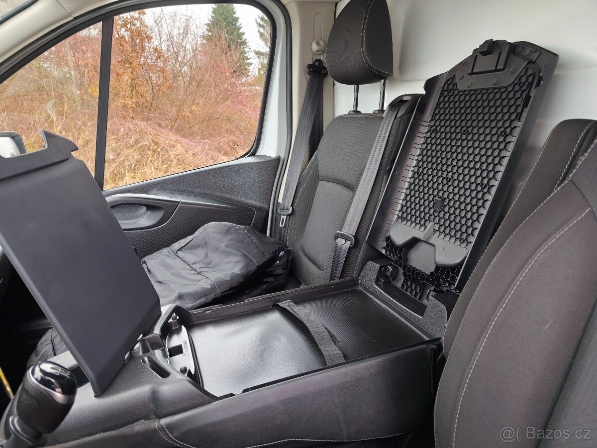 RENAULT TRAFIC 2.0DCI 88kW - ROK 2020 - FACELIFT - 14