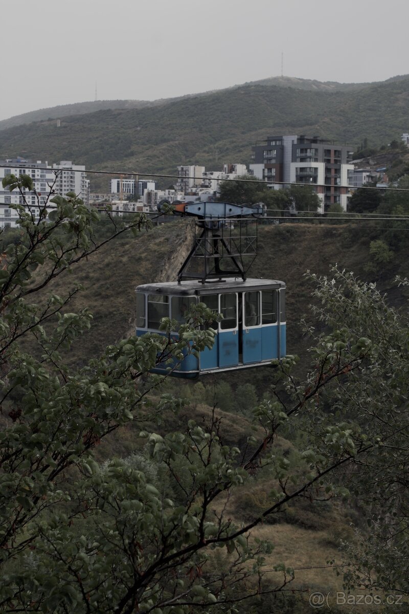 📷 Canon EOS 1300D – stříbrný + 18–55mm IS II + Canon EF 50m - 14