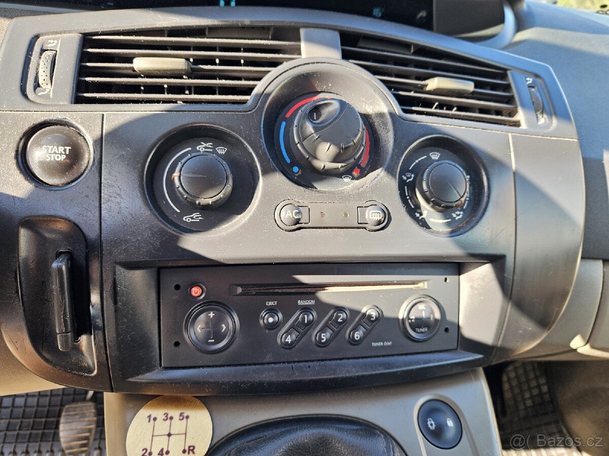 RENAULT GRAND SCENIC 7MÍST - 14