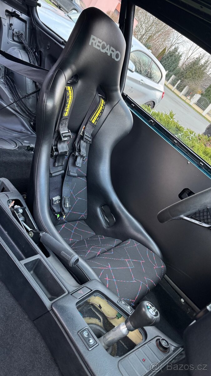 Bmw e36 coupe 323i “clubsport” - 14