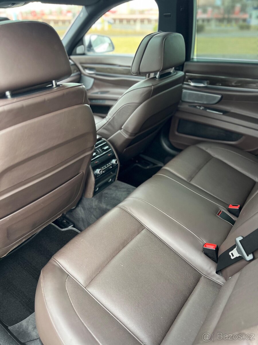 BMW 750xd - 14