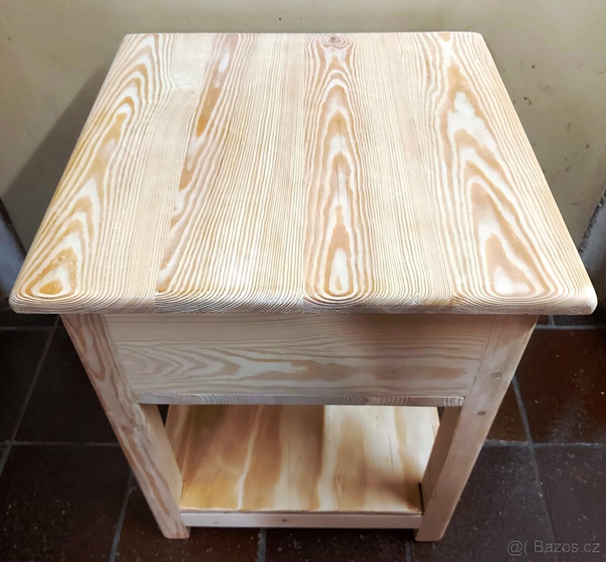 Stolička s úložným prostorem... - 14