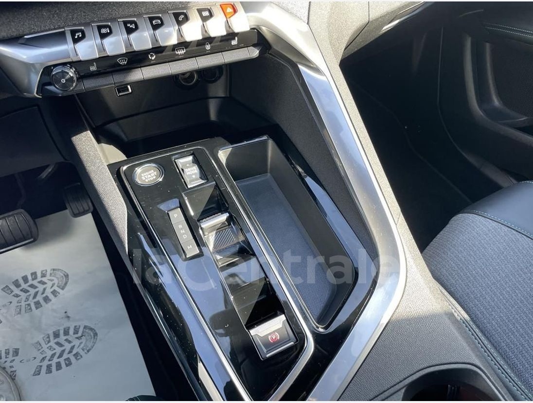 PEUGEOT 3008 II (2) BlueHDi S&S ALLURE PACK EAT8 2024 - 14