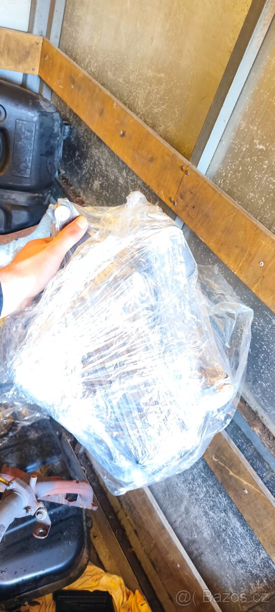 Náhradní díly Honda Civic 6g d14a3 předfl. - 14