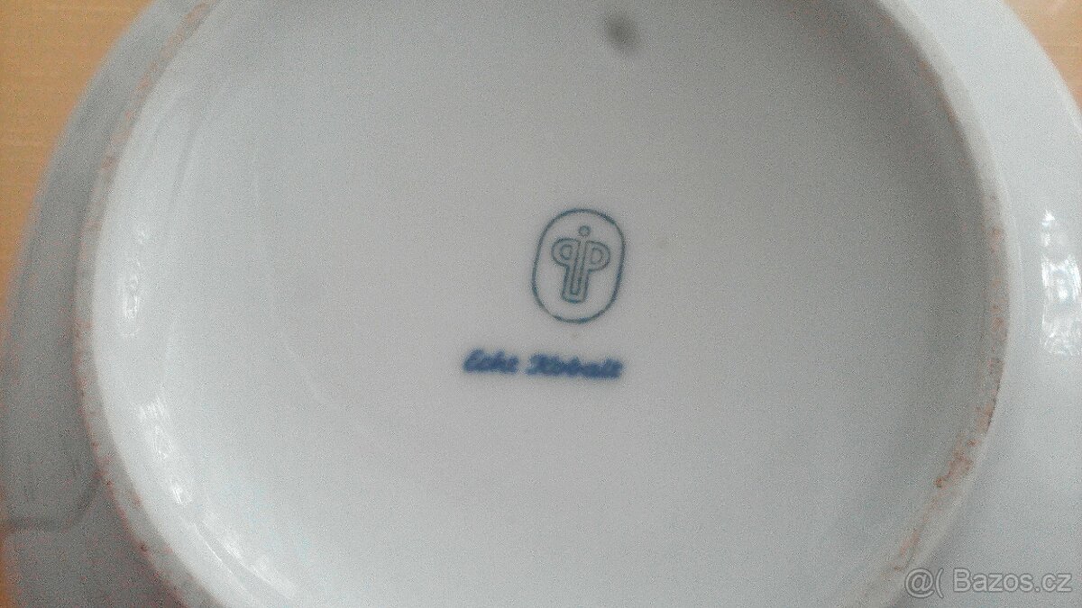 Retro: keramické misky, hrnky, láz. pohárek, čaj. konvice - 14