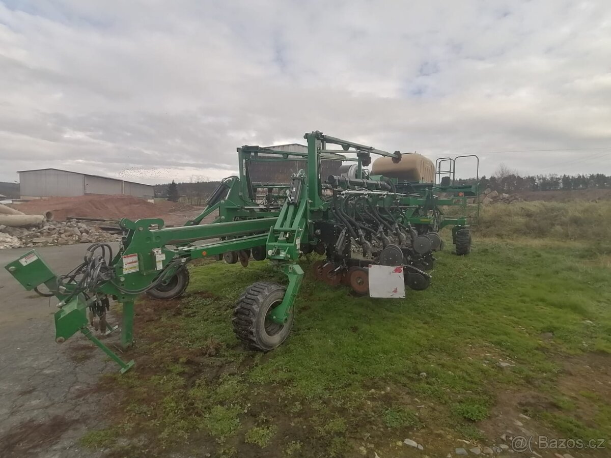 Great Plains YP-30A Yield-Pro - 14