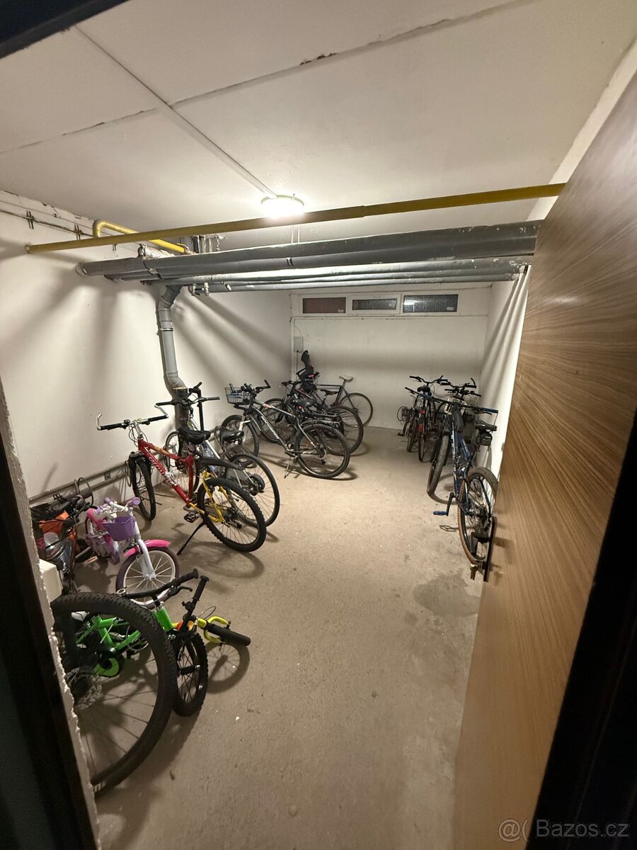 Byt 3+1 v 3.NP město Přelouč, ul. Obránců míru - 14