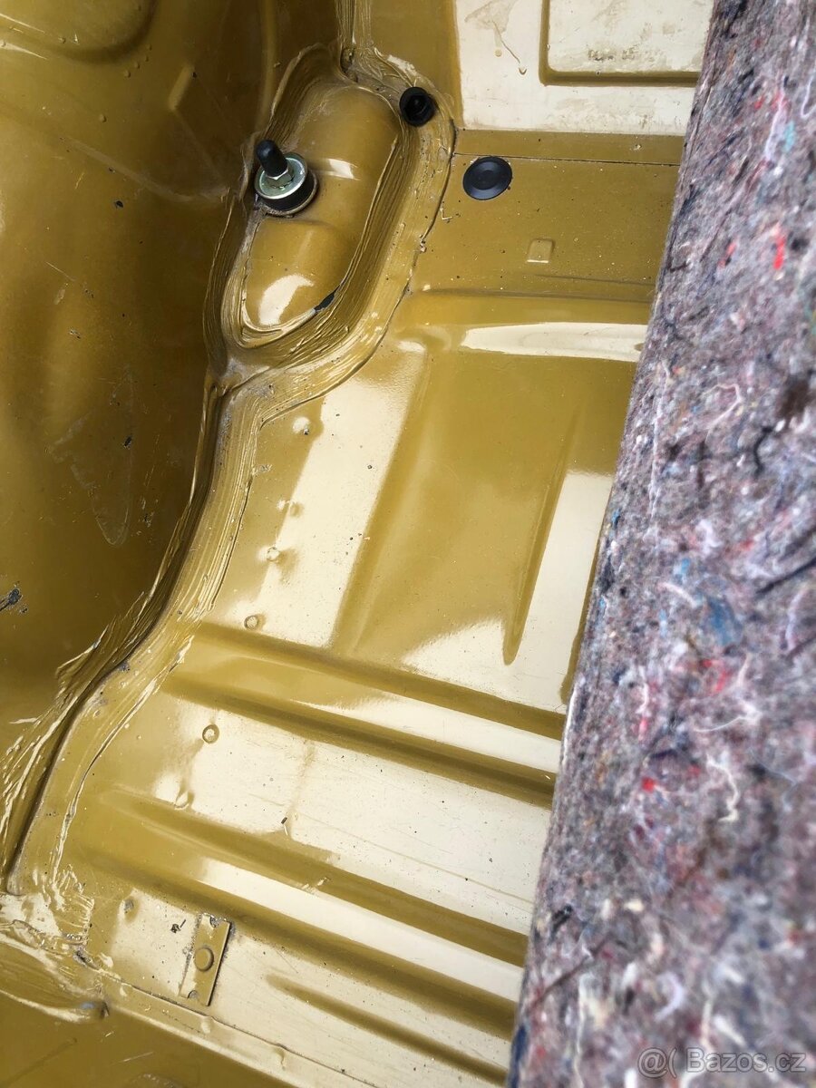 Škoda 120l 1985 63tkm, nová STK - 14