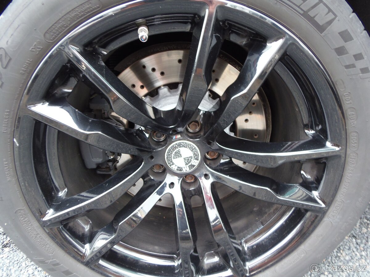 BMW X6M - 14