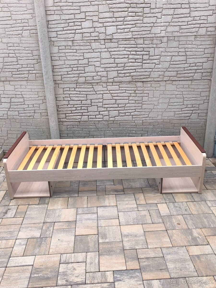 Prodám postel + Matrací ZDARMA - 14