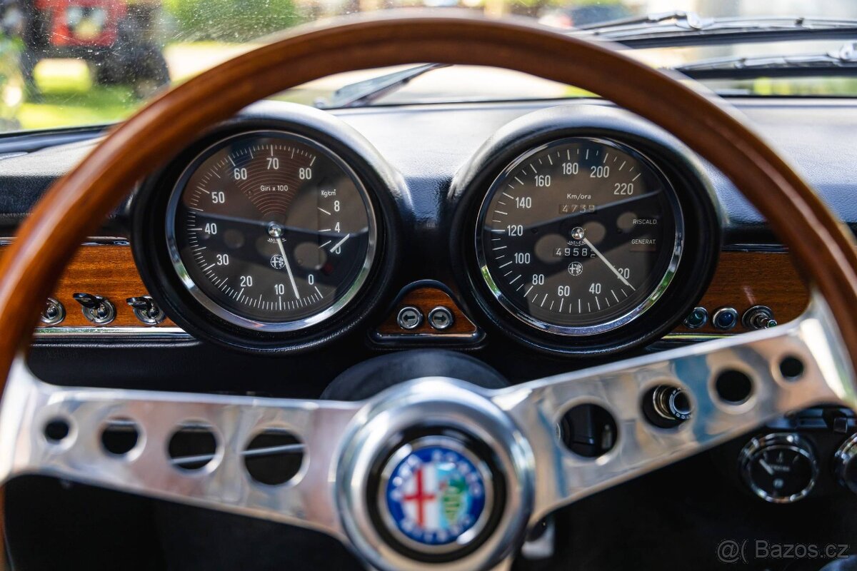 Alfa Romeo 1300 GT Junior - 1969 - 14