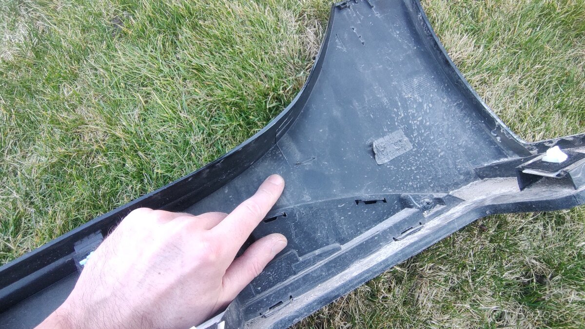 Kia ProCeed III 3 CD - Pravy kryt prah podbeh - 14