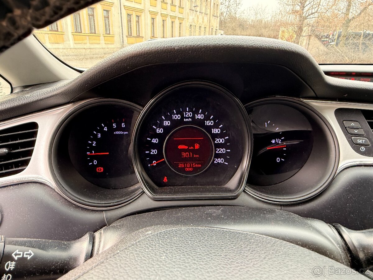 Kia Cee´d, 1.4 CRDi Comfort Plus - 14