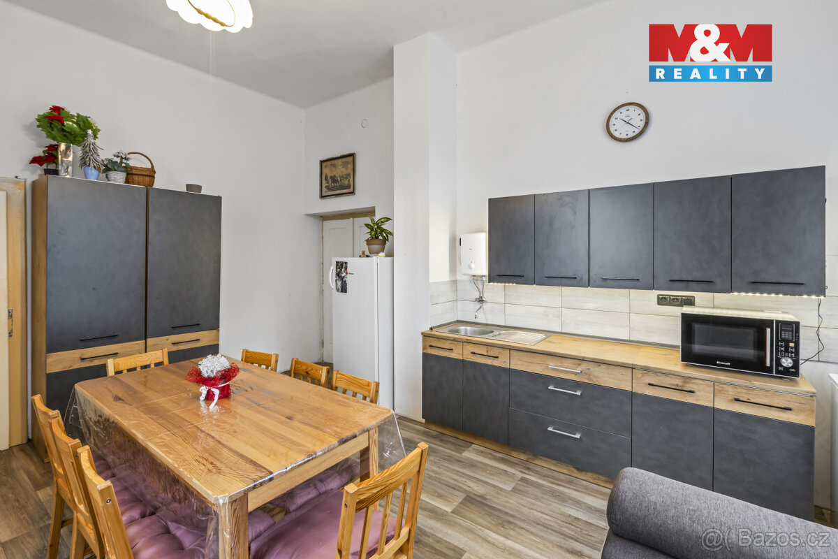 Prodej rodinného domu v Žlebských Chvalovicích - 14