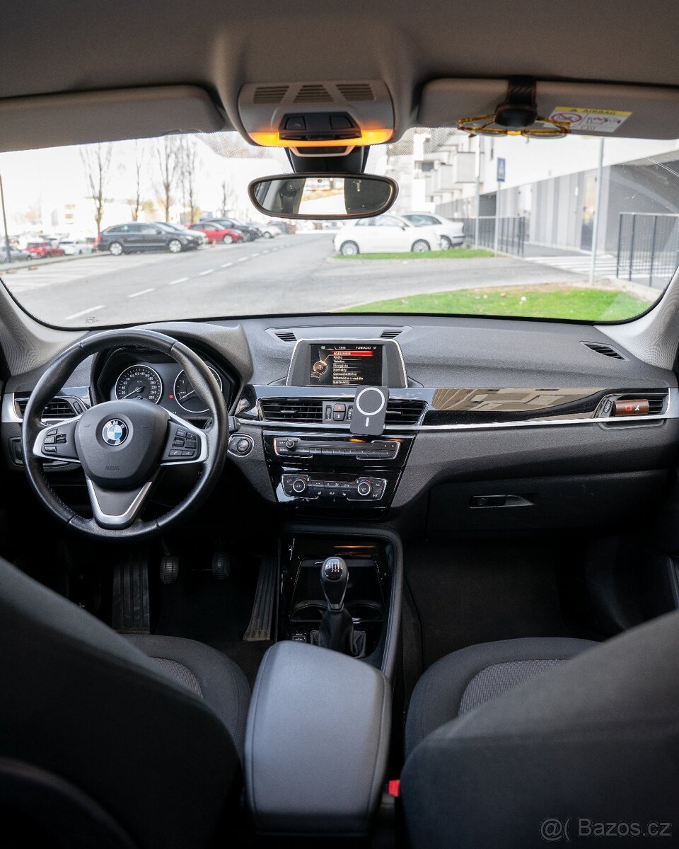 BMW X1 sDrive18d - 14