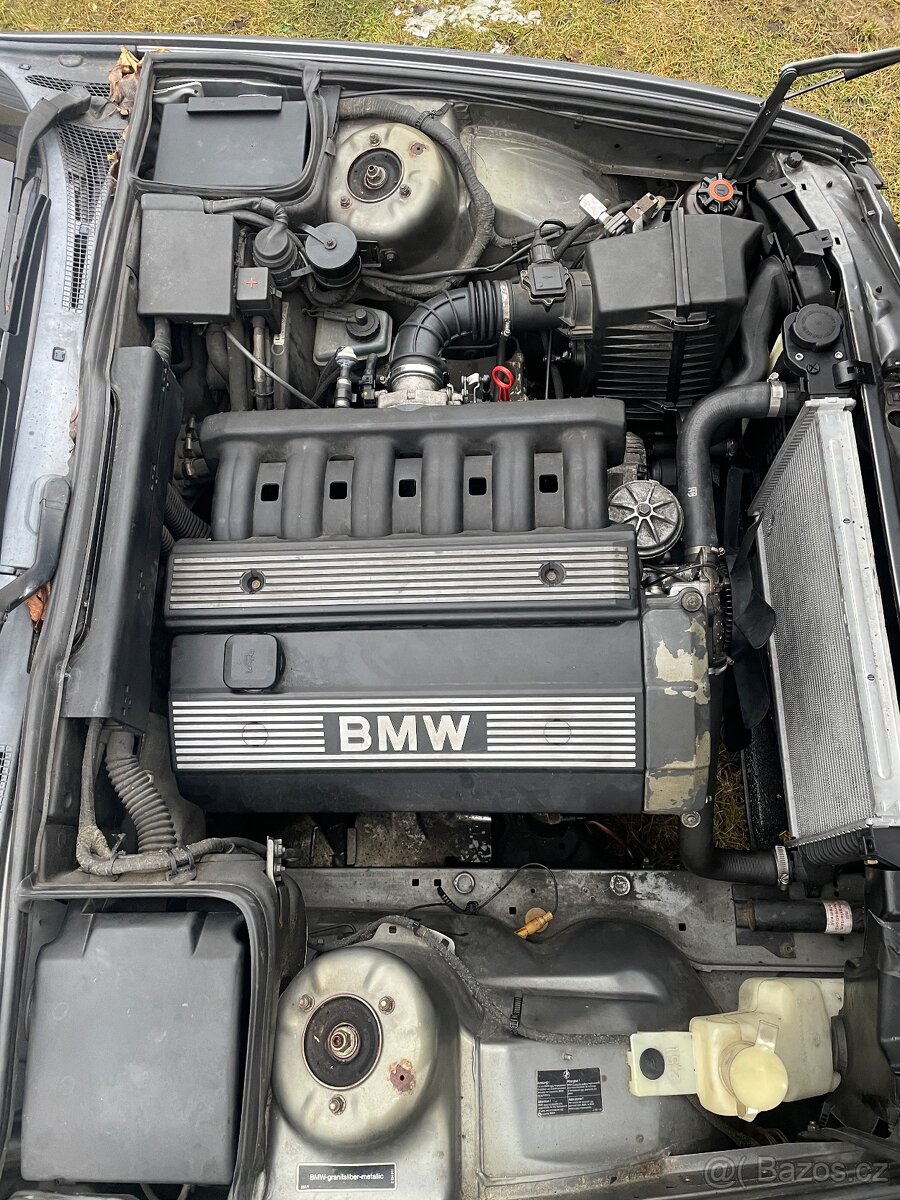 BMW e34 520i m50b20 - 14