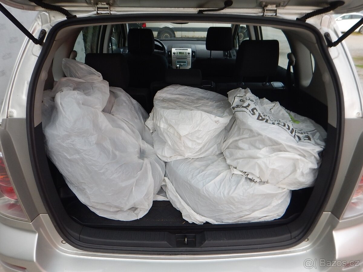 TOYOTA Corolla Verso 1.6 VVTi, KLIMA - 14