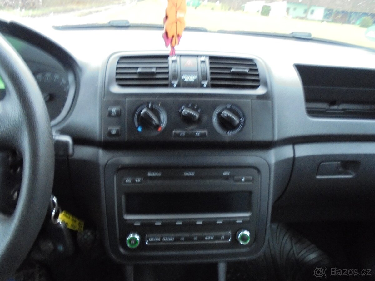 Škoda Fabia 1.2 tsi 63 KW kombi - 14