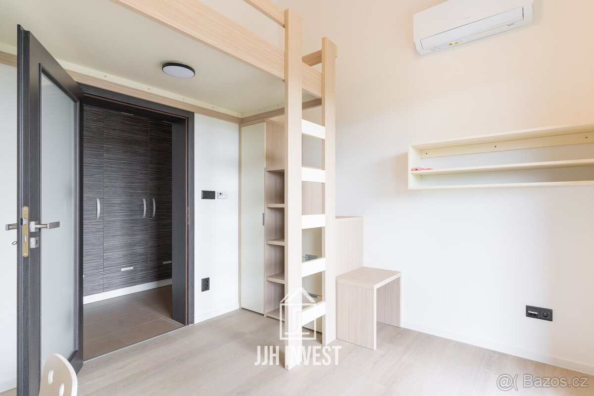 Prodej rodinného domu 4+kk, 190 m², pozemek 920 m² - 14