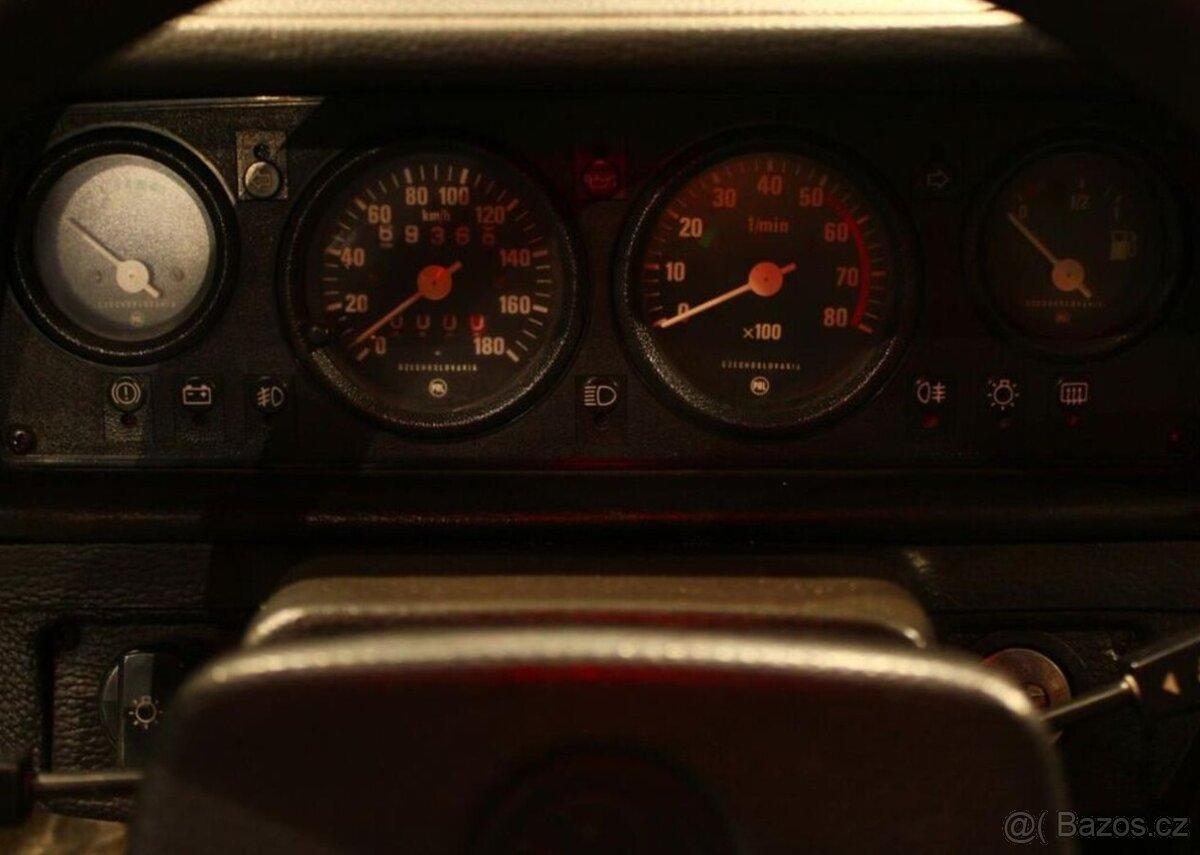 Škoda 130 Rapid 5 Speed benzín manuál - 14