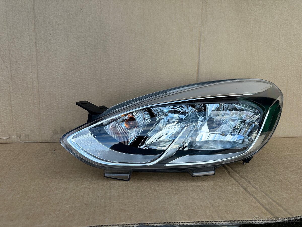 Ford Fiesta mk8 světlo - 14