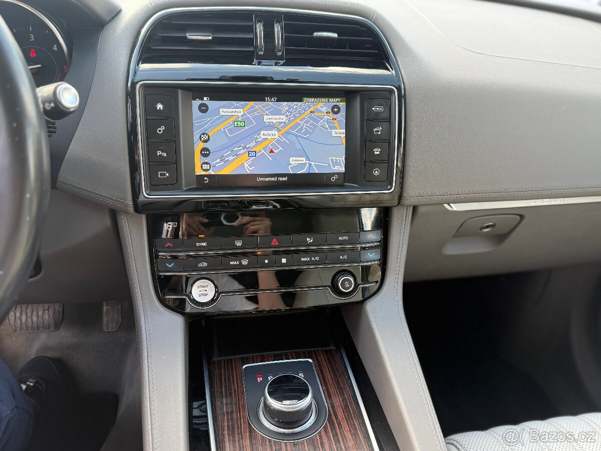 Jaguar F-Pace 25d 2018 - 14