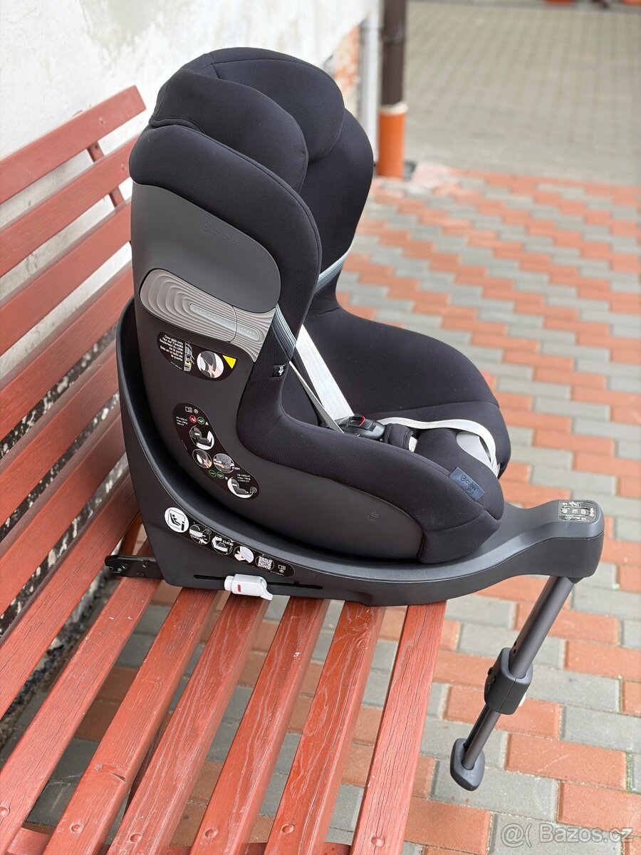 Cybex Sirona S I-Size Deep Black - 14