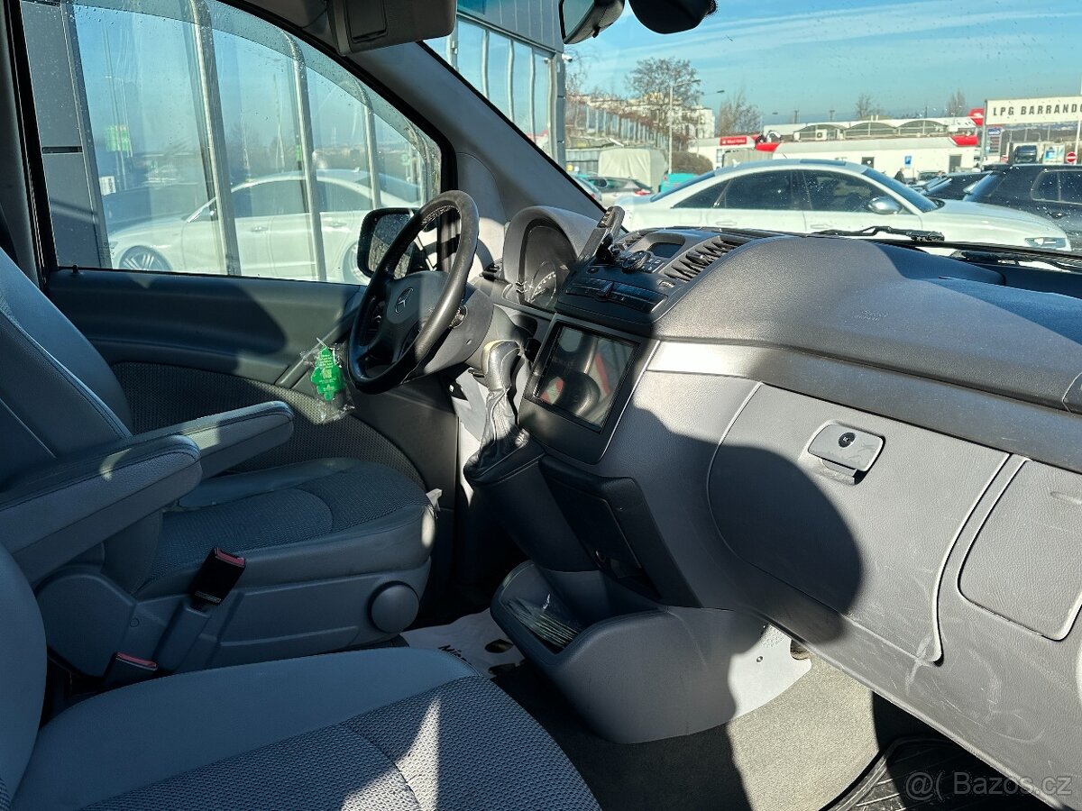 Mercedes-Benz Viano 2010 - 14