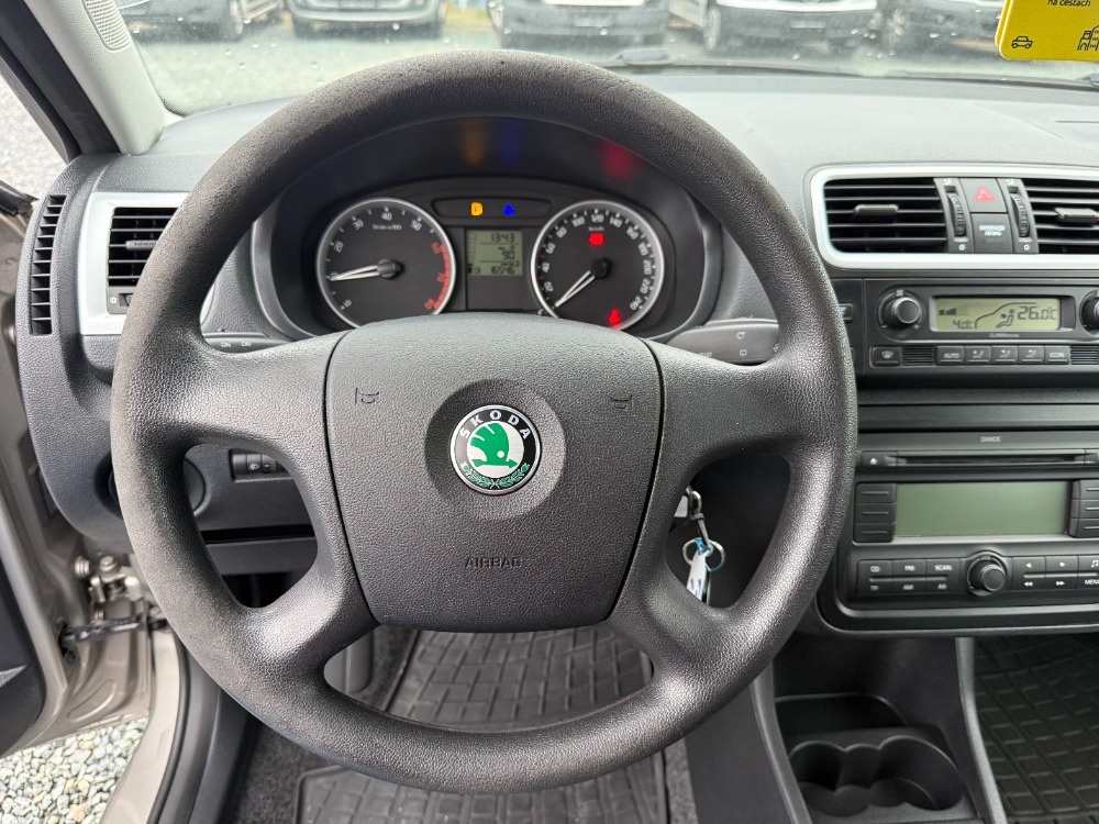 Škoda Fabia Combi 1.6i 16V - 14