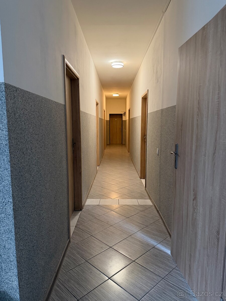 Оренда кімнат в Градці Кралове - 14