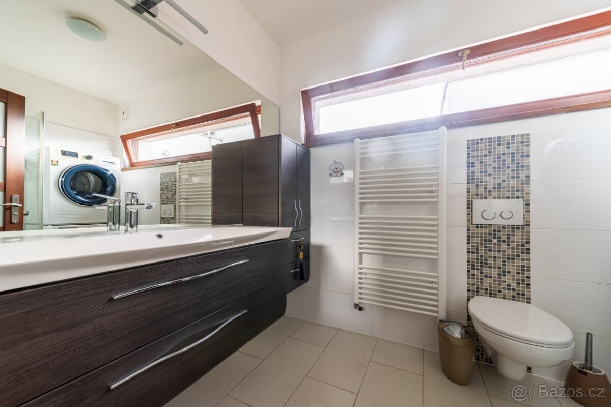 Pronájem domu v Březiněvsi - 14