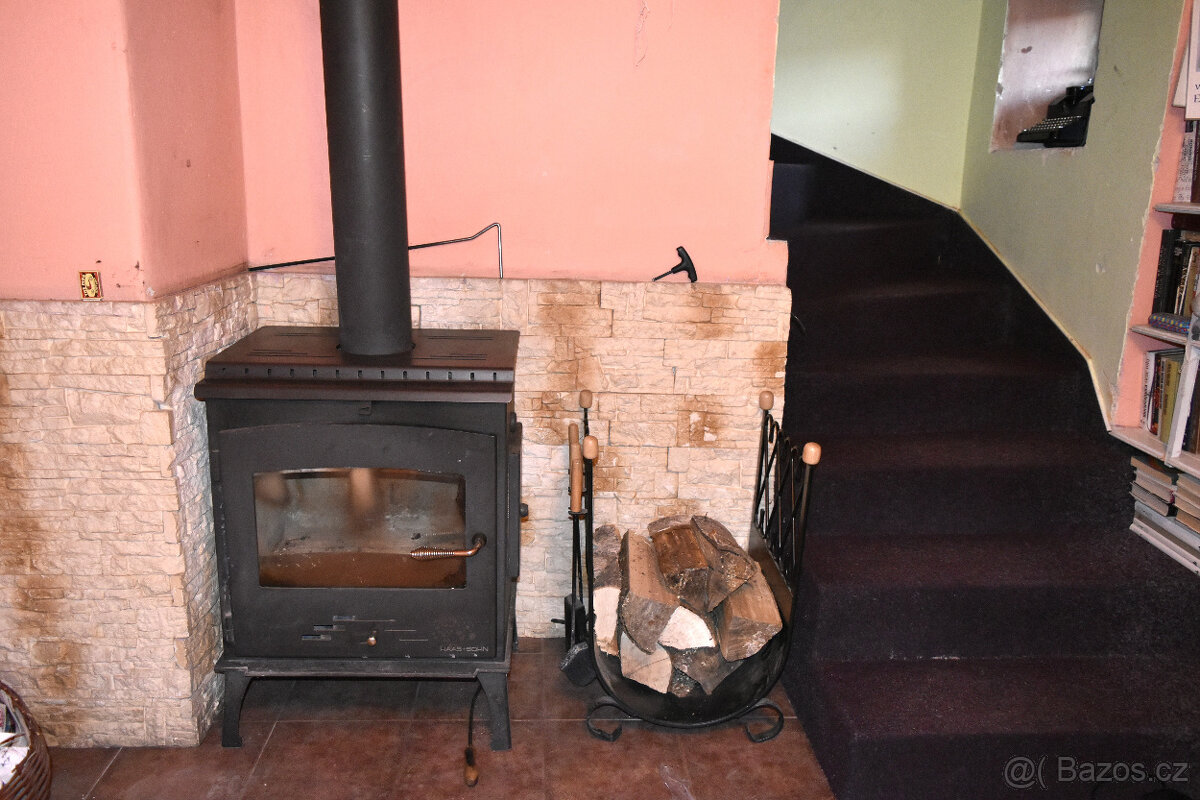 Červený Kostelec - rodinný dům 3+kk s pozemkem 2069 m2 - 14