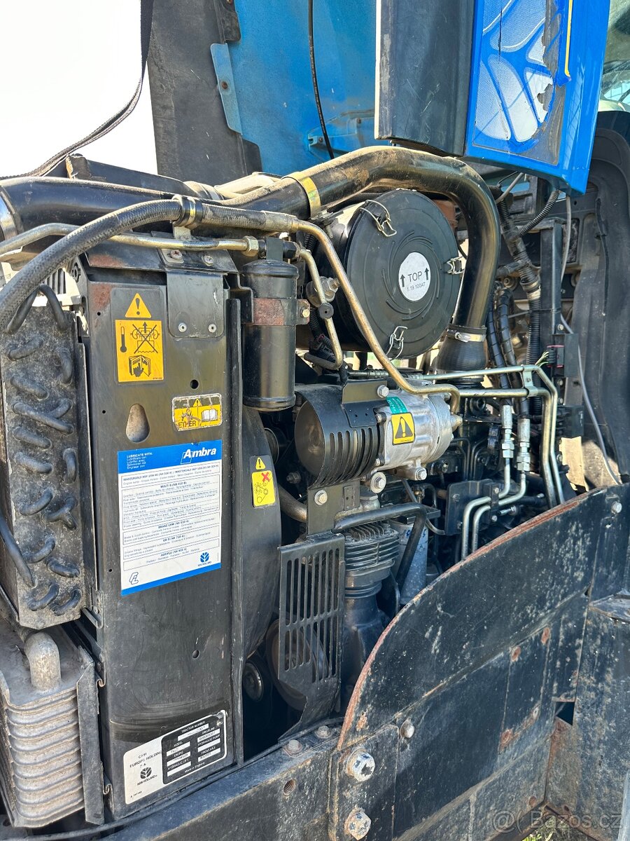 New Holland t6 - 14