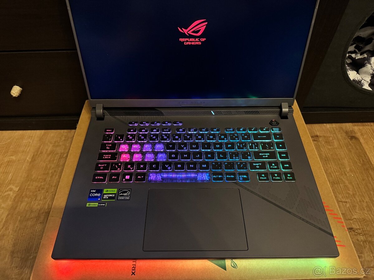 240Hz ASUS ROG i9 14900HX ,1TB SSD,32GB RAM,RTX 4060 8GB - 14