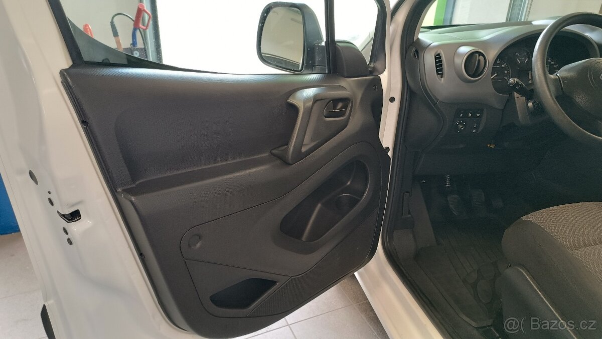 Citroen Berlingo 1.6 HDi L2 73Kw r.v.2017 Pravidelný Servis - 14