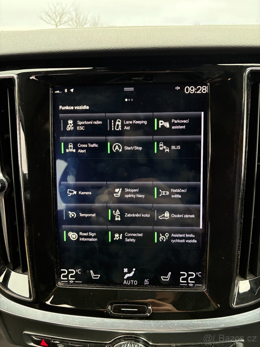 Volvo V60 T5 184 kw MONUMENT - 14