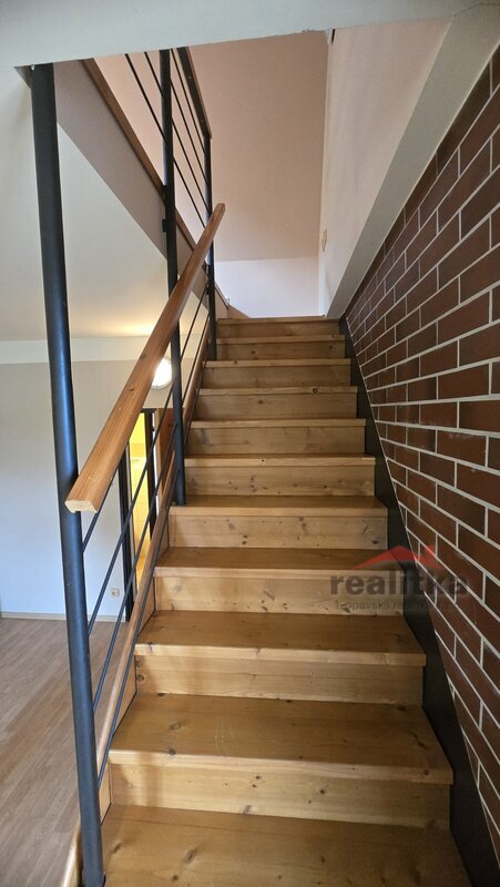 Pronájem bytu 3+kk 85m2, s terasou 15m2 a zahradou, Opava, u - 14