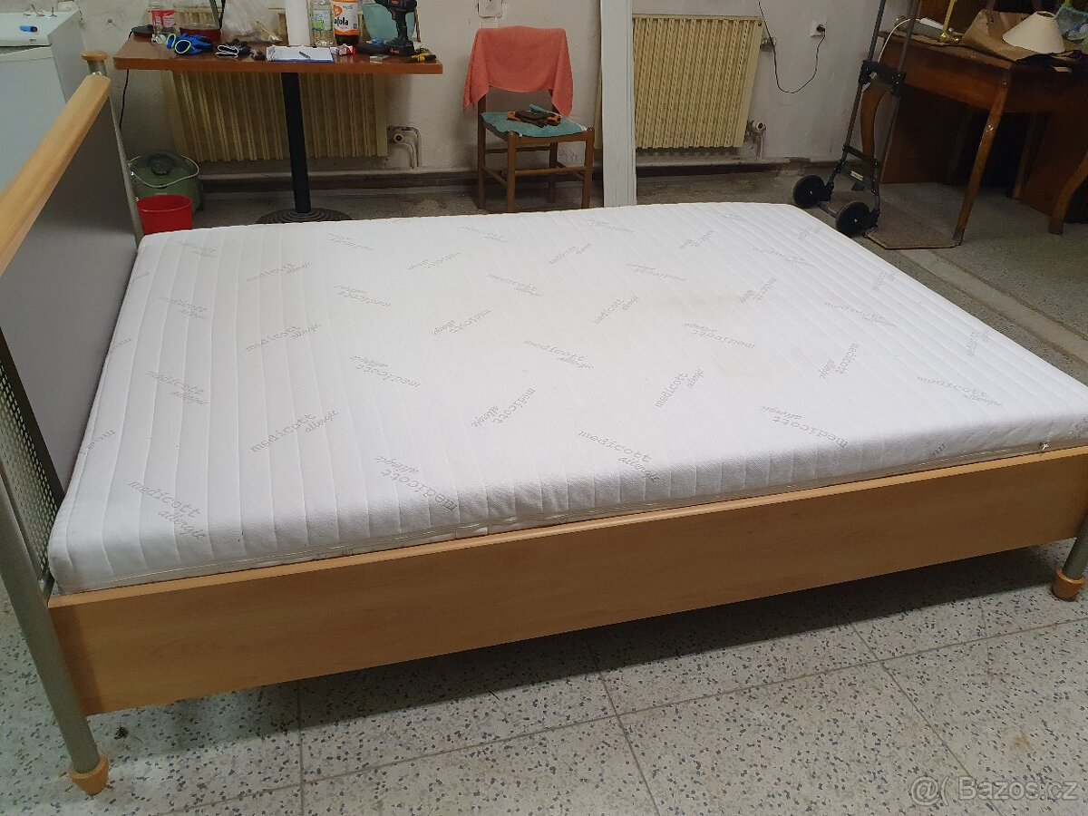 postel + rošt + matrace - 14