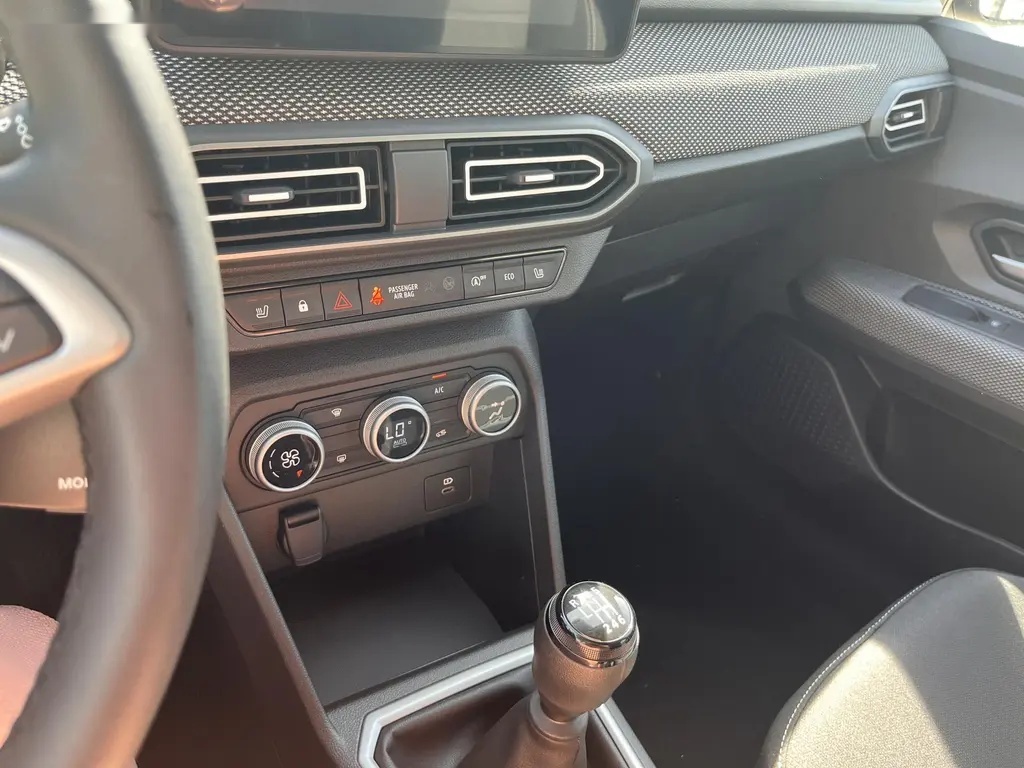 Dacia Jogger, Expression Eco-G 100 7 míst - 14