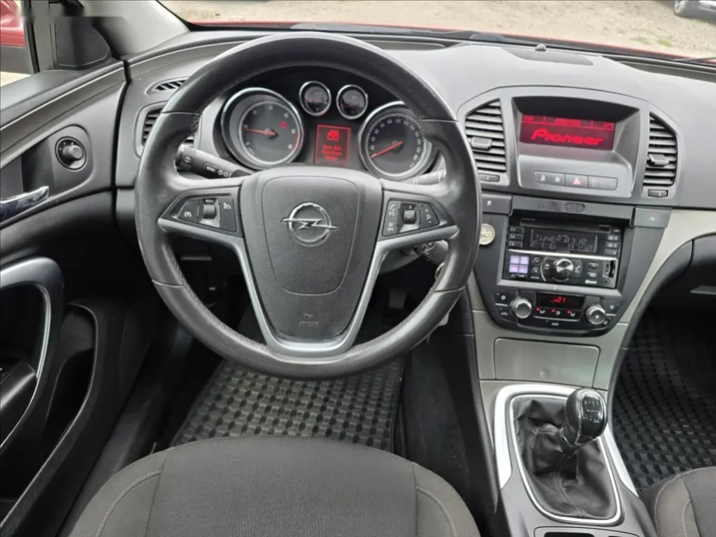Opel Insignia, 2,0 DCTi - 14