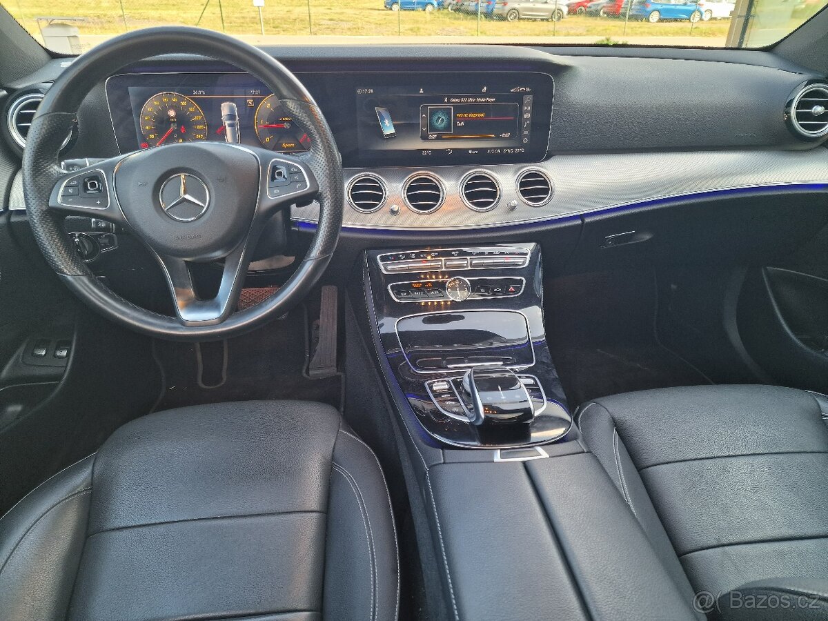 Mercedes-Benz E220d, kombi, panorama, Webasto, tažné, kůže - 14