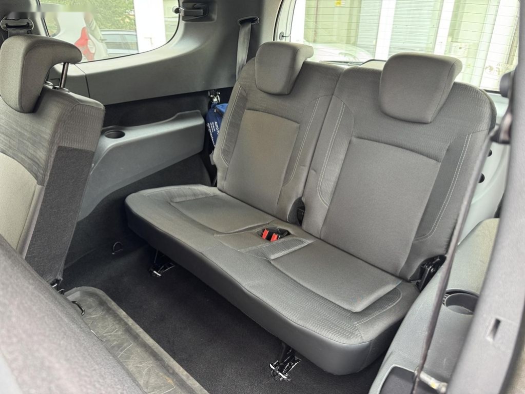 Dacia Lodgy,1.6Sce 75kW, 7 míst - 14