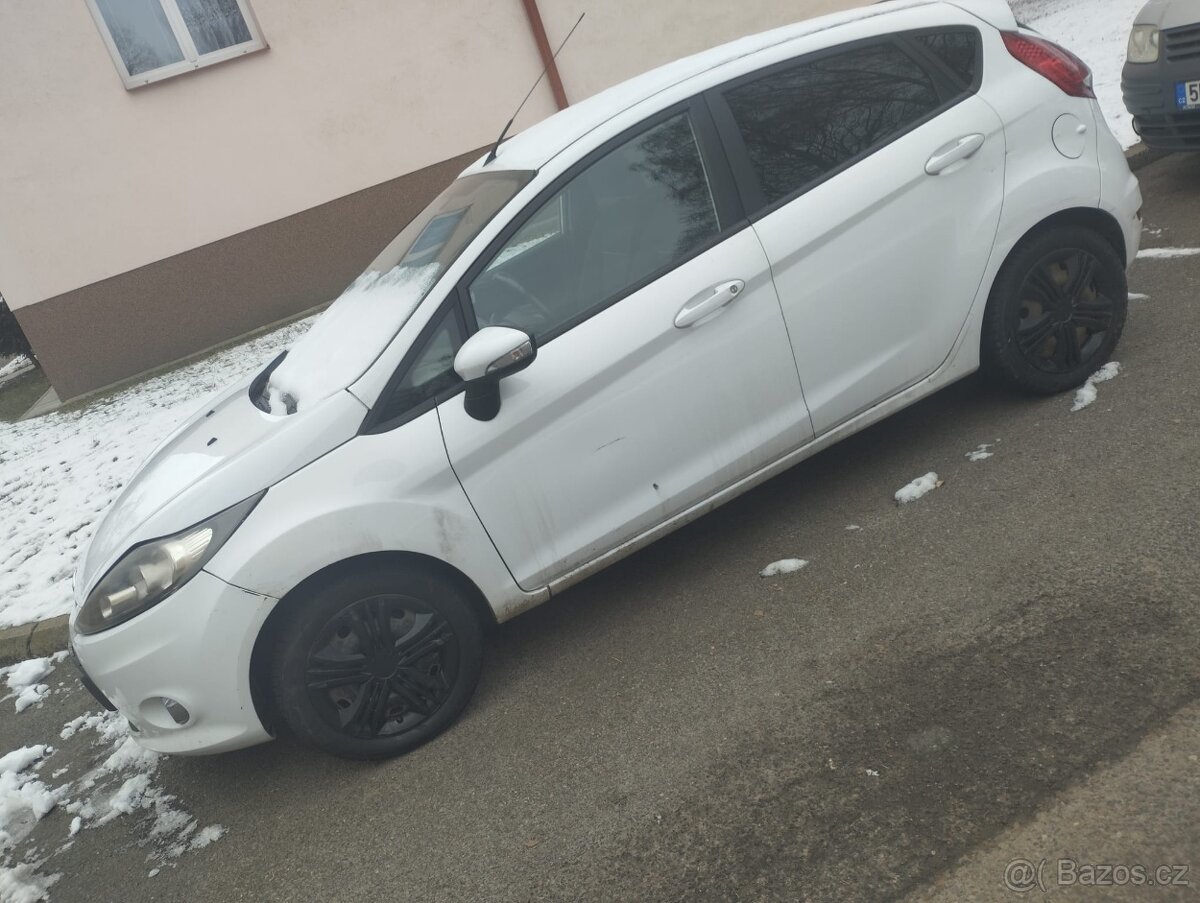 Ford Fiesta - 14