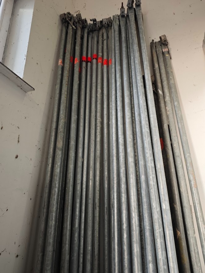 HLINÍKOVÉ LEŠENÍ LAYHER BLITZ 73 - cca 100m2 prodám - 14