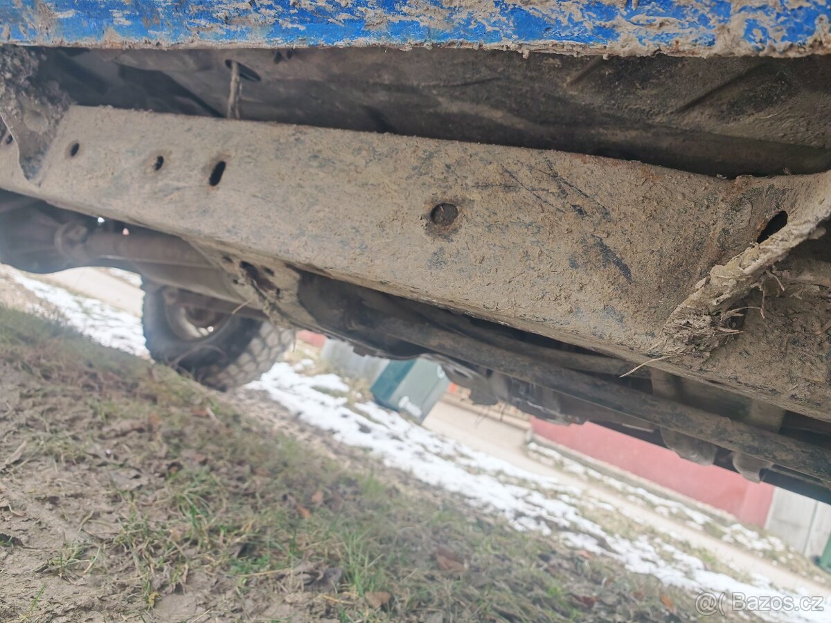 Predám/ vymením Nissan Navara D21 2.7 TD - 14