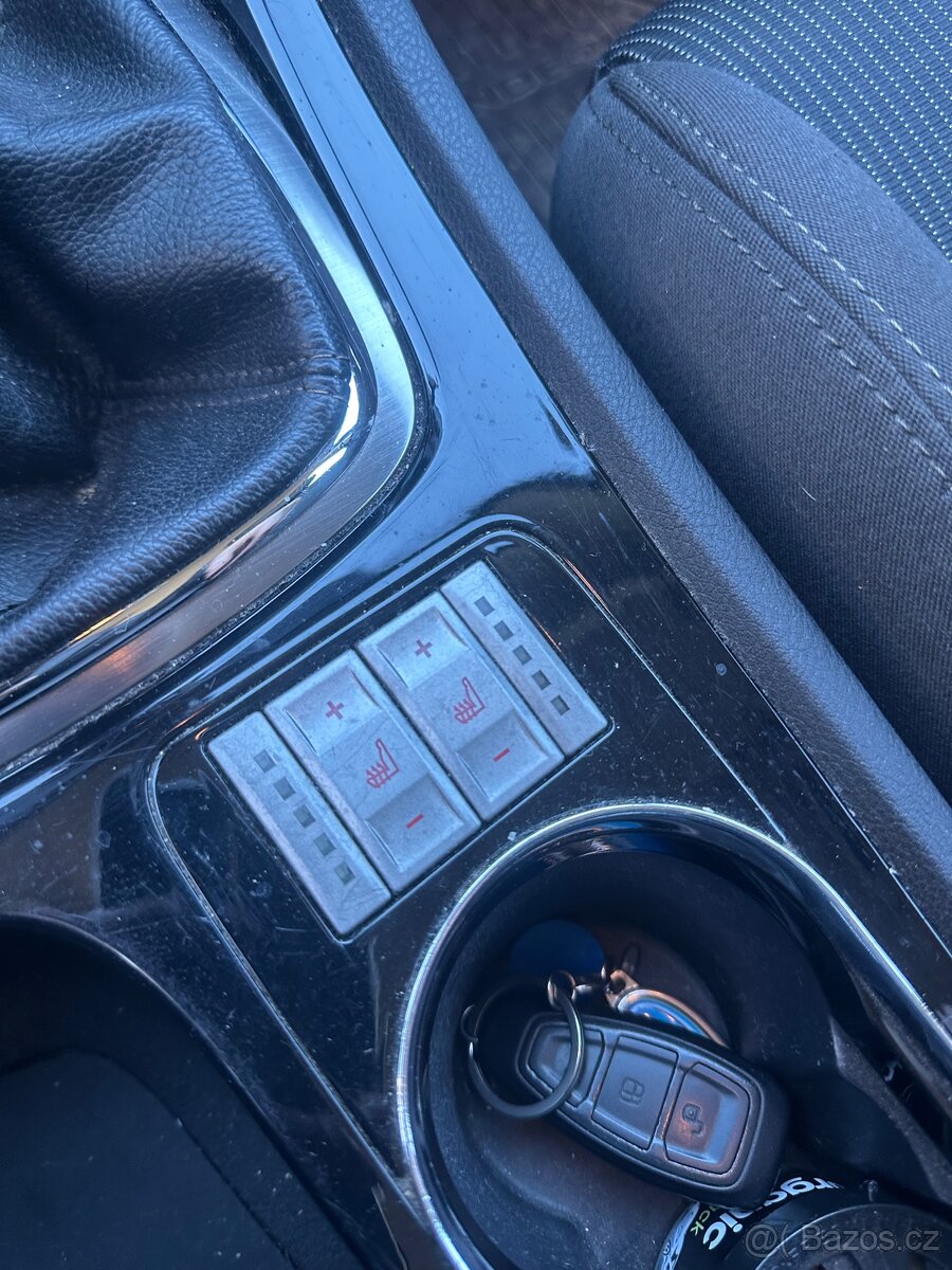 Ford Mondeo MK4, 2.2 TDCi 129kw - 14