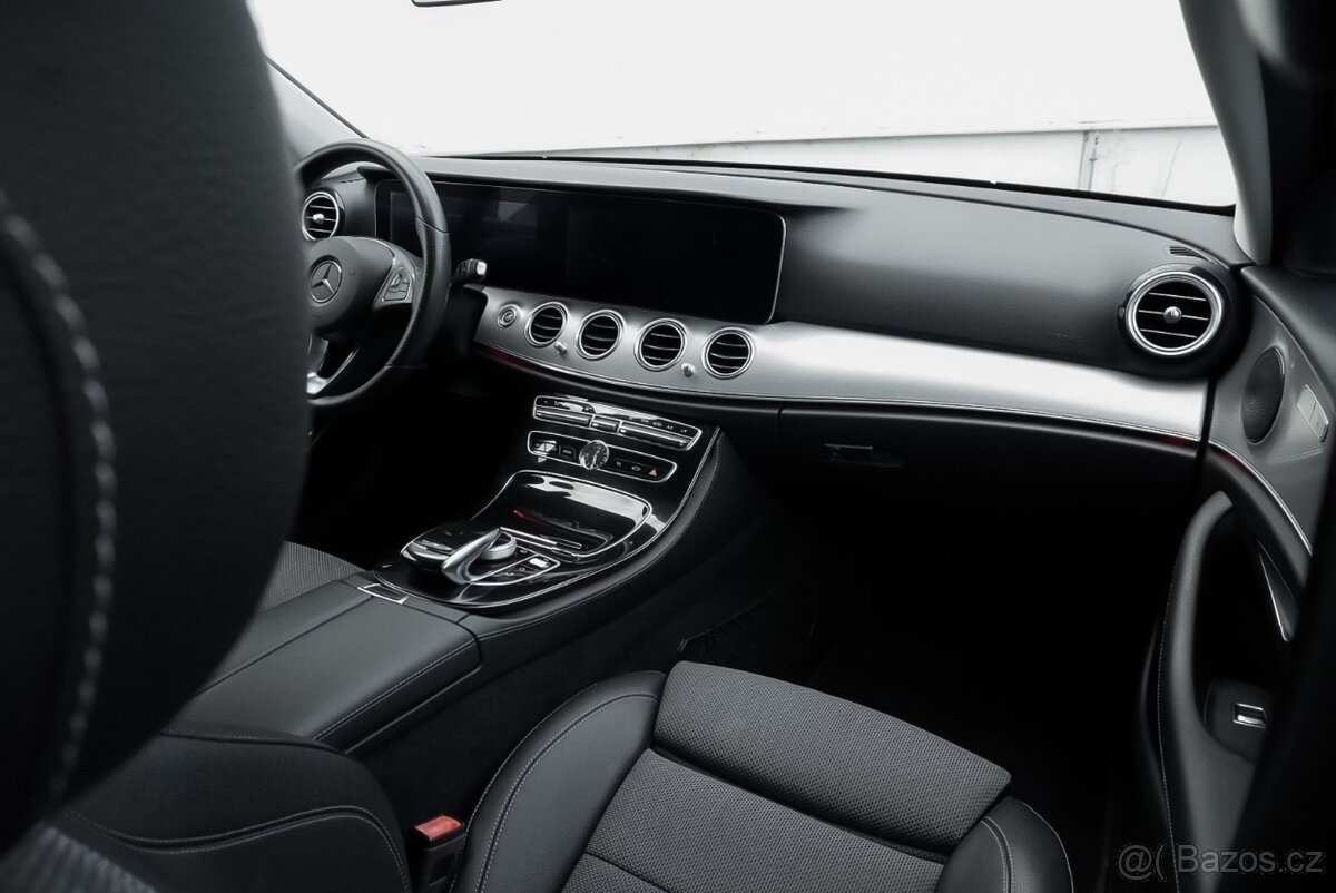 Mercedes-Benz E 220 E 220 d AMG LINE - 14